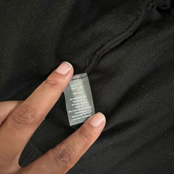 New Calvin Klein Sweater - Picture 4 of 5